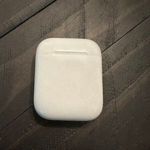 Authentic Apple AirPods Charging Case